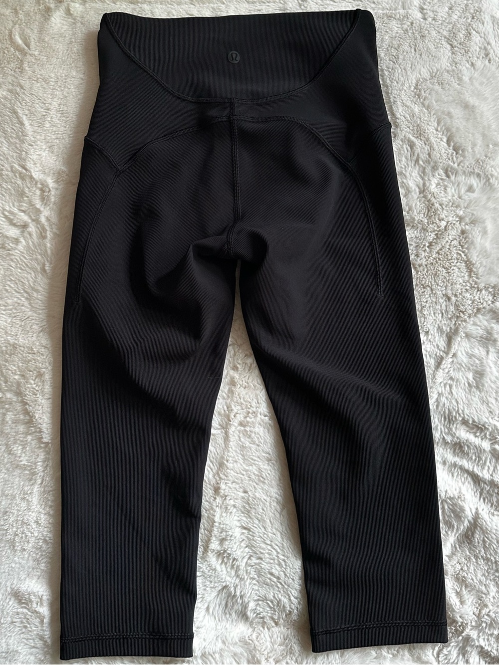 Lululemon Ribbed Contoured High Rise Crop - Picture 3 of 11
